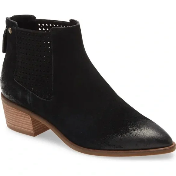 NIB Cole Haan Val Bootie Pointed Toe Ankle Boots Black Suede 8B 38.5 - Picture 11 of 11